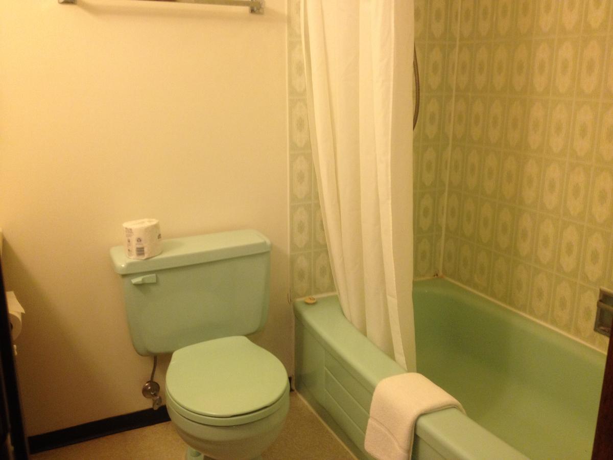 Classic Motor Inn Melville Экстерьер фото