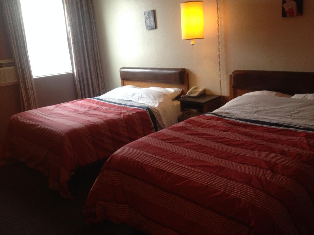 Classic Motor Inn Melville Экстерьер фото