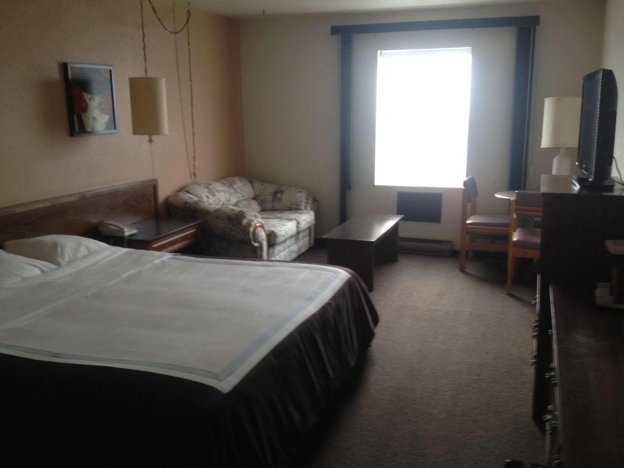 Classic Motor Inn Melville Экстерьер фото