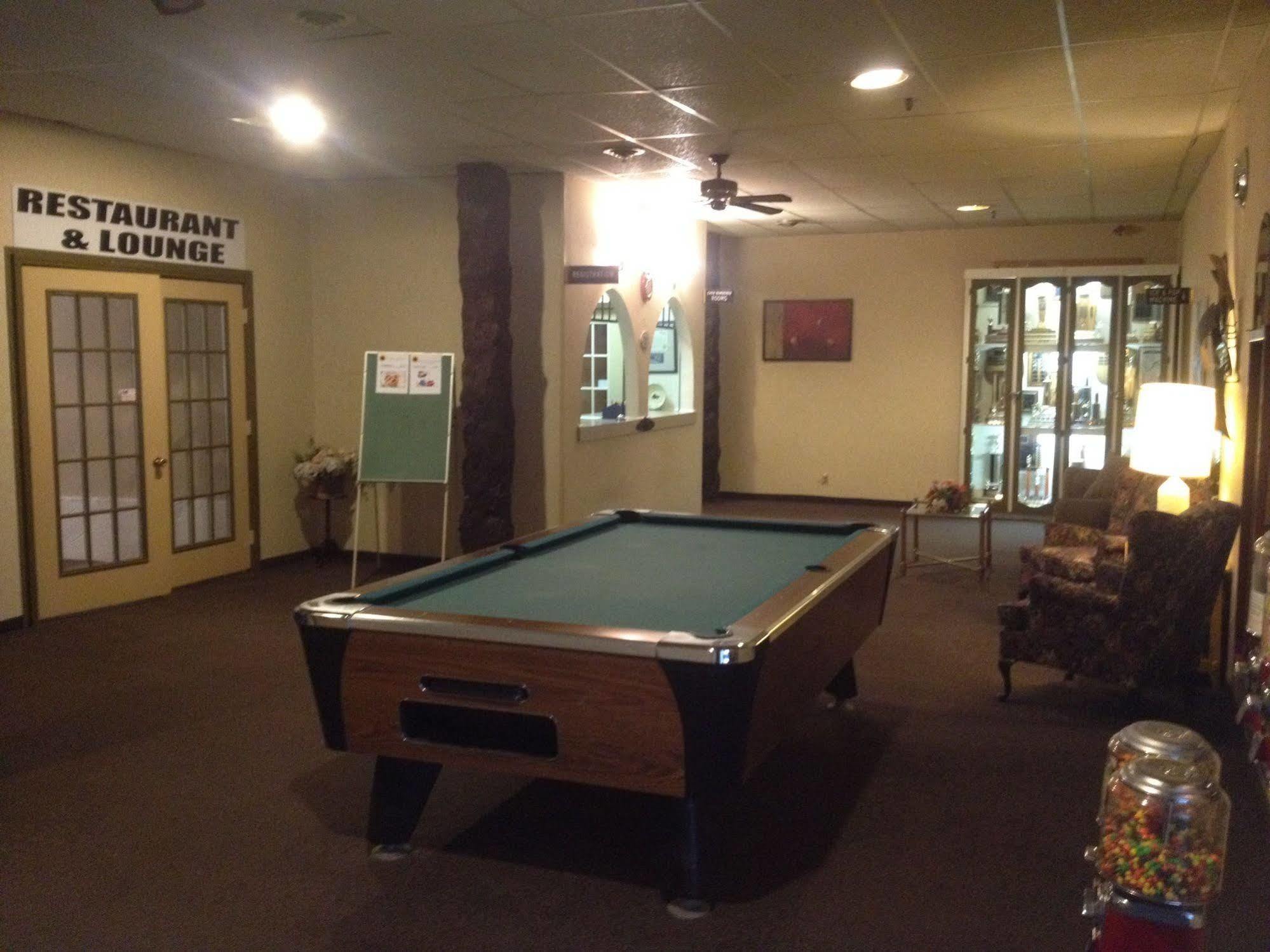 Classic Motor Inn Melville Экстерьер фото